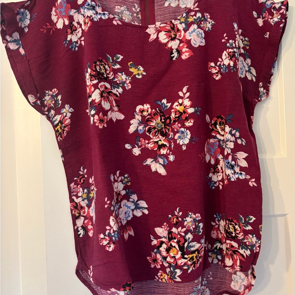 Pink Republic Burgundy/Maroon Short Sleeve Floral Print Top